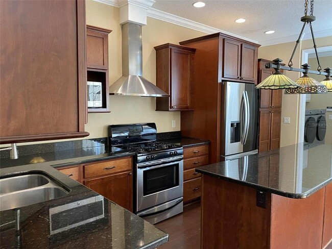 Building Photo - 1278 Miller Ave