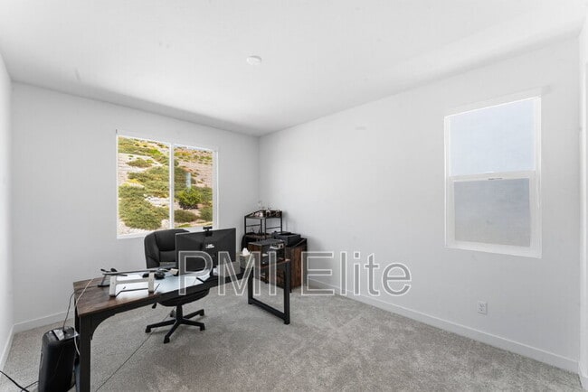 Building Photo - 28657 Windbreak Tr