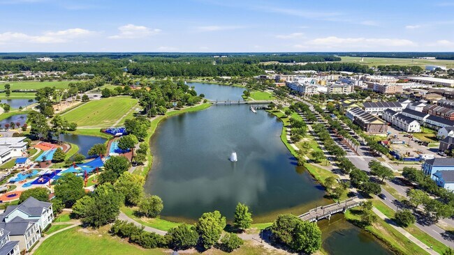 Building Photo - 620 Mallard Lake Dr