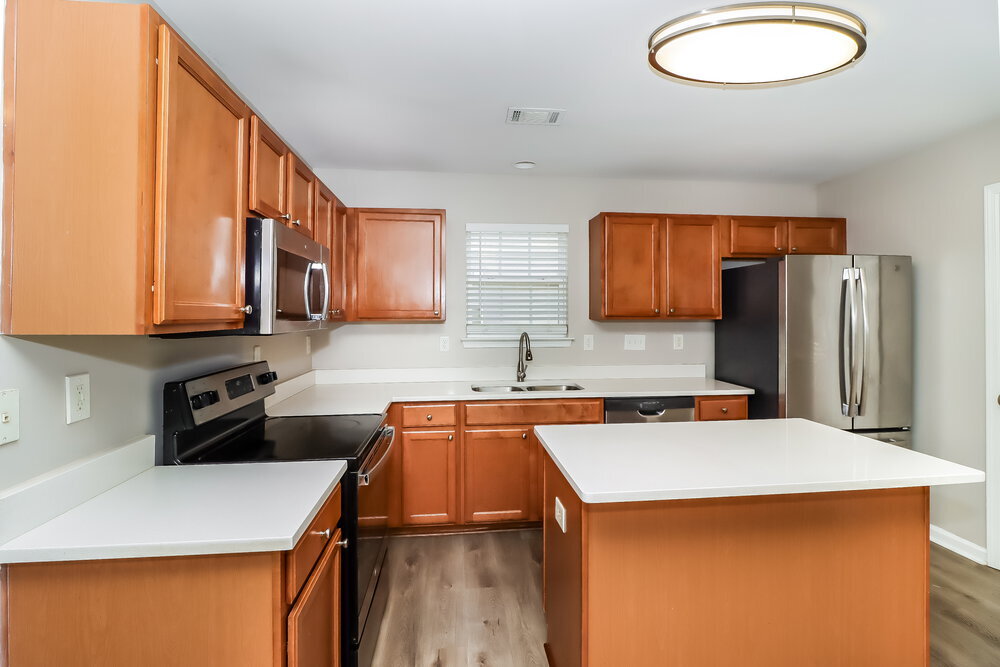 Building Photo - 5814 Twin Brook Dr