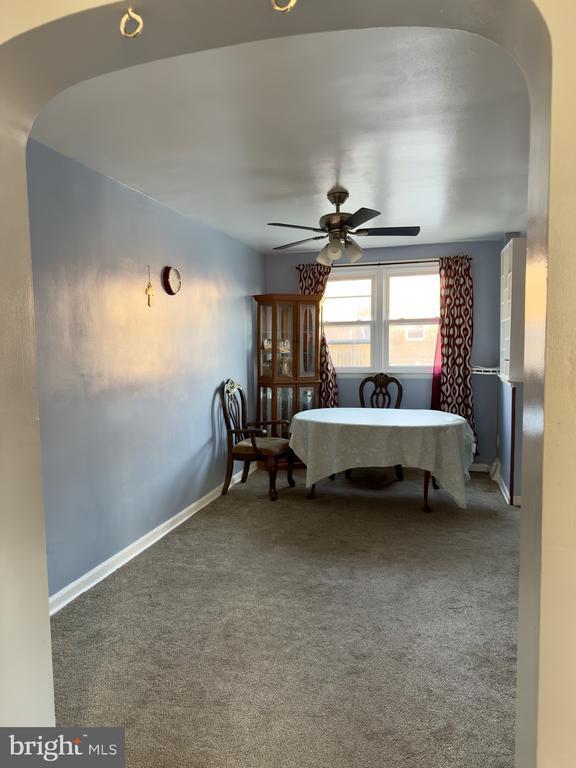 Building Photo - 8729 Ditman St