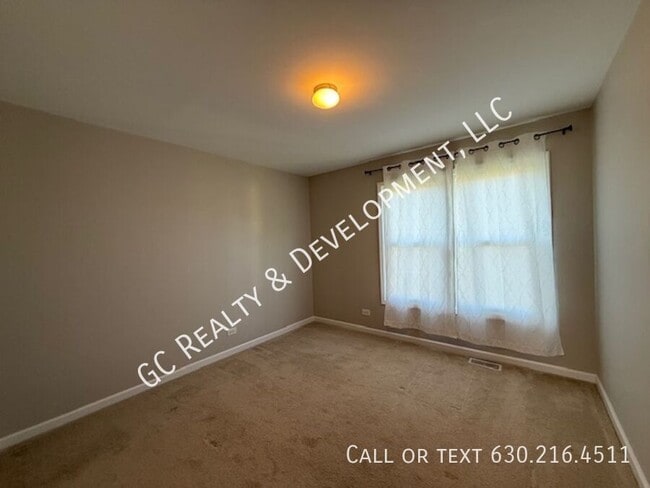 Building Photo - 344 Boulder Dr