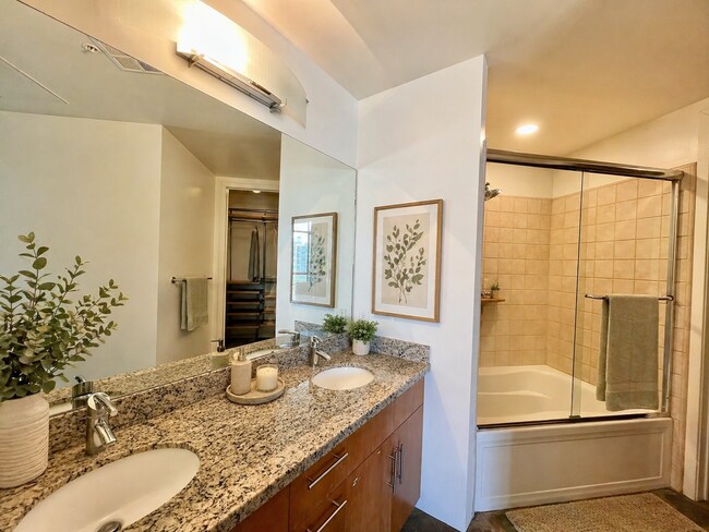 Building Photo - Stunning Corner Loft in East Village with Floor-to-Ceiling Windows & City Views!