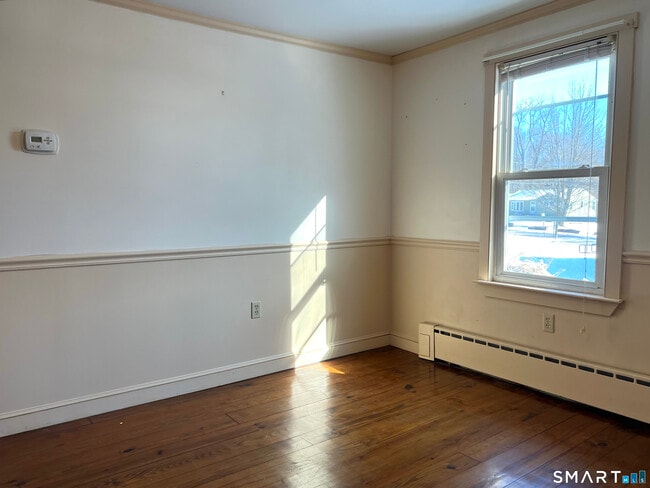 Building Photo - 77 Freestone Ave