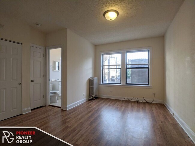 Building Photo - 1742 N Humboldt Blvd