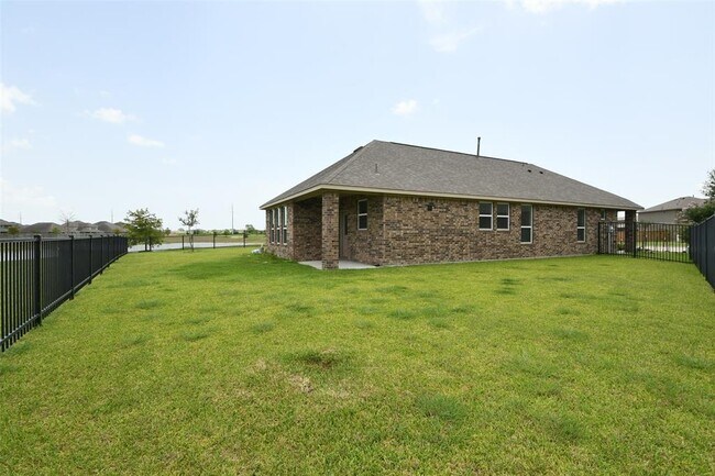 Building Photo - 2142 Open Prairie Dr