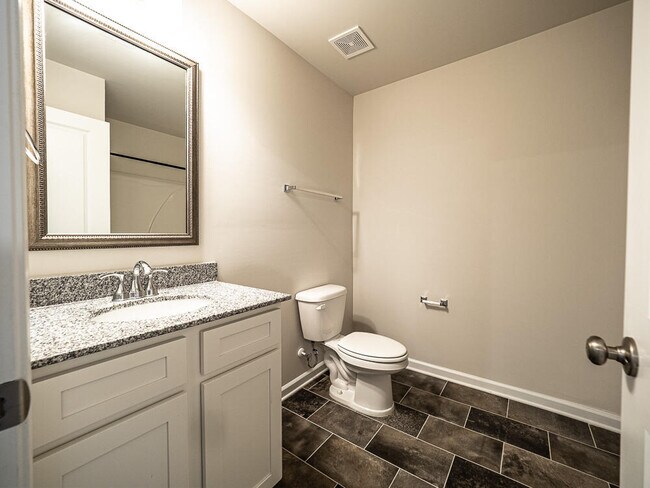 Building Photo - 1830 Lacebark Dr
