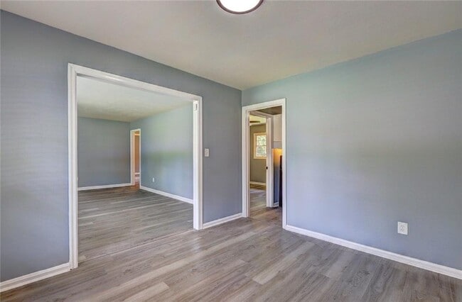 Building Photo - 970 Oglethorpe Ave