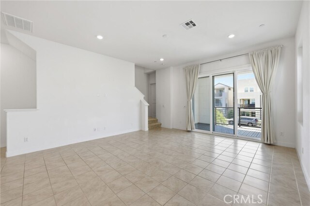 Building Photo - 158 Restore