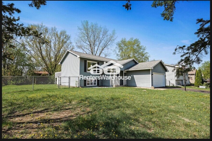 Building Photo - 670 Doris Ave