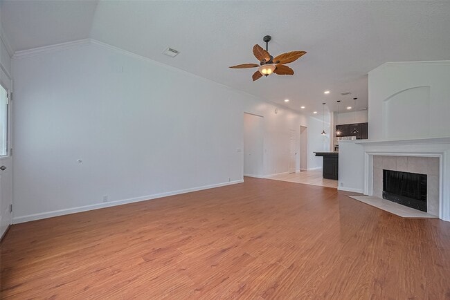 Building Photo - 11042 Sentry Ct