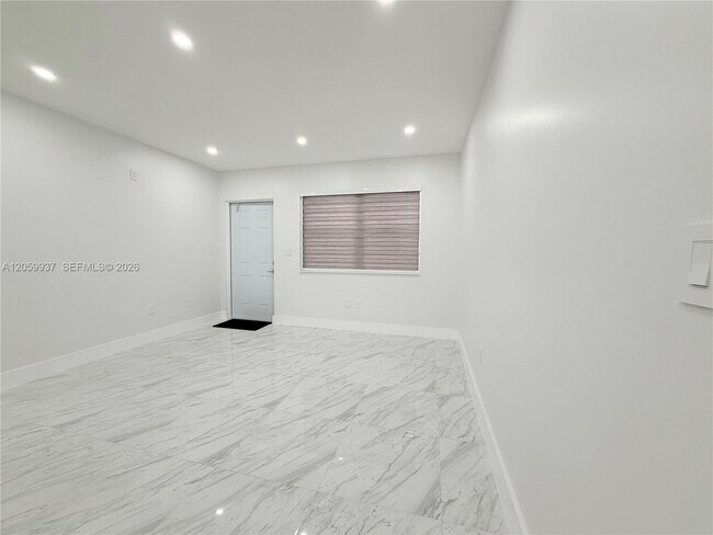 Building Photo - 3390 NW 50th St