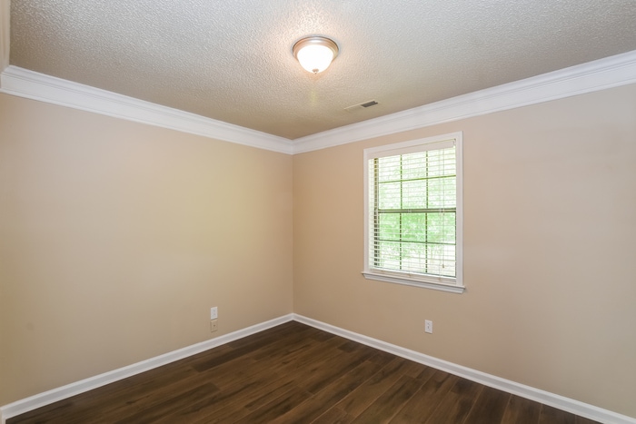 Building Photo - 14155 Creek Hill