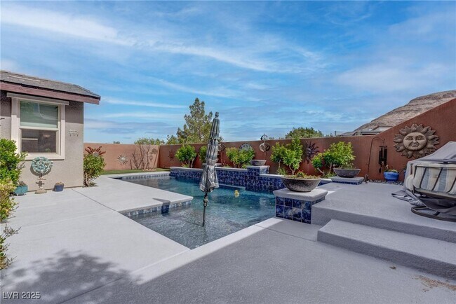 Building Photo - 10597 Cloud Whisper Dr