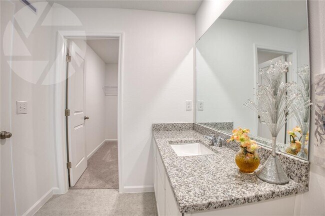 Building Photo - 3337 VERSARA Dr