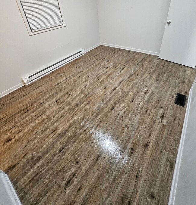 Building Photo - 850 Union St