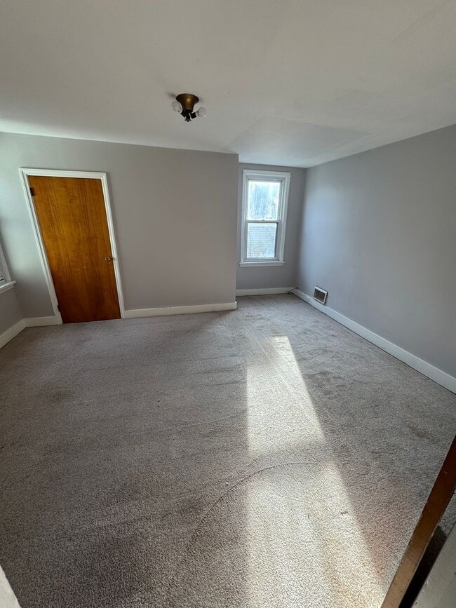 Building Photo - 529 Ohio River Blvd