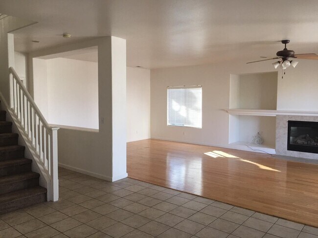 Building Photo - 2642 Blackwood Ave