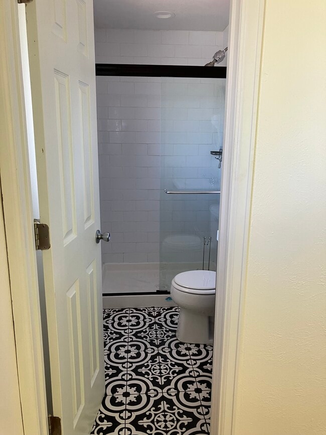 Building Photo - 6531 S Albion Way