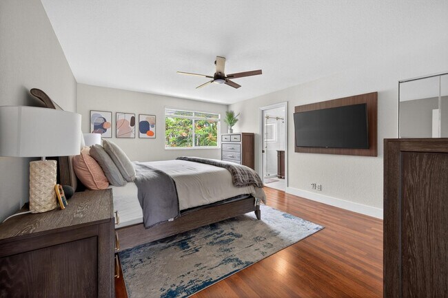 Building Photo - 1374 Canary Island Dr