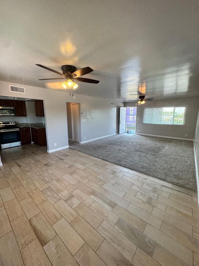 Building Photo - Spacious 2-Bedroom, 2-Bath Apartment for R...