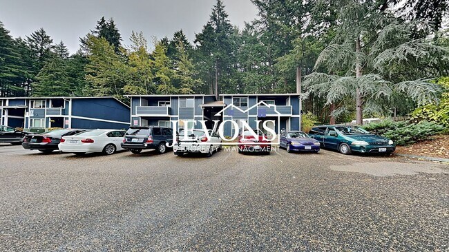 Building Photo - 2076 E 56th St