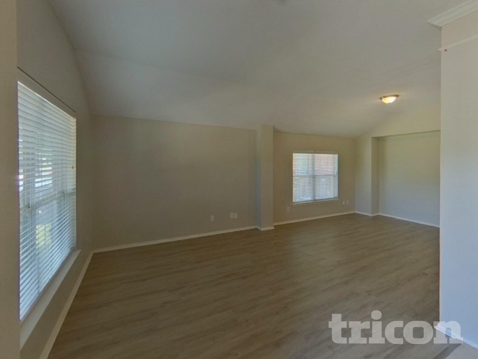 Building Photo - 369 Magnolia Dr