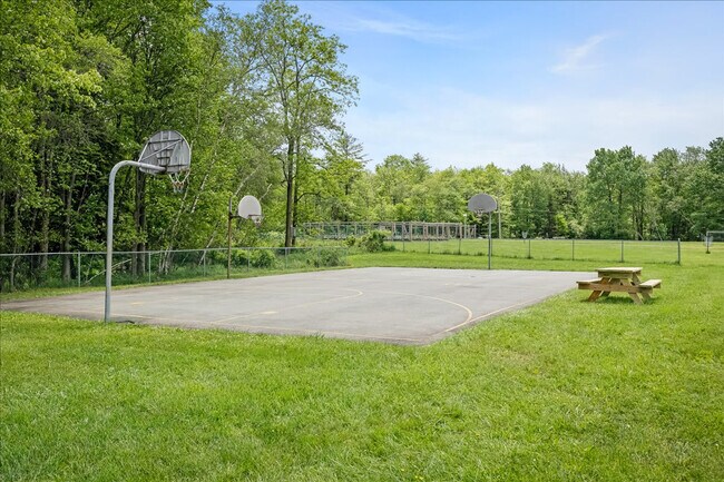 Building Photo - 109 Rising Sun Ct