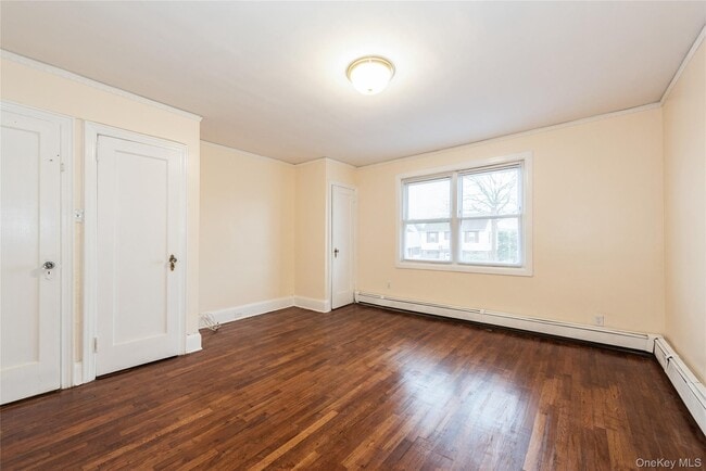 Building Photo - 166-23 24th Ave