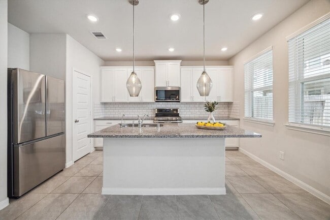 Building Photo - 1512 Parkland Oak Dr