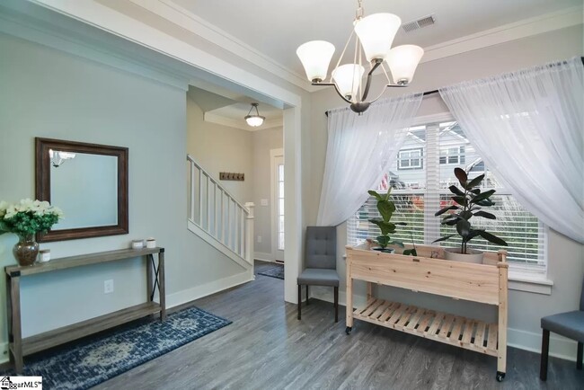 Building Photo - 826 Stonebriar St