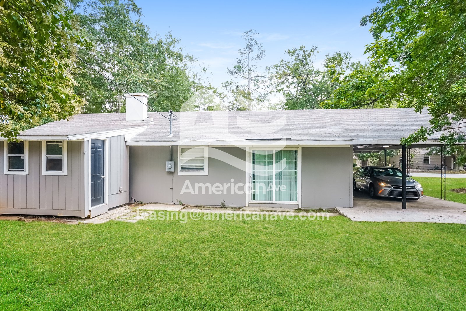 Building Photo - 618 Yates St NE