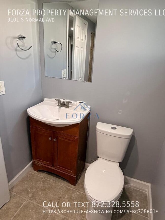 Building Photo - 9101 S Normal Ave