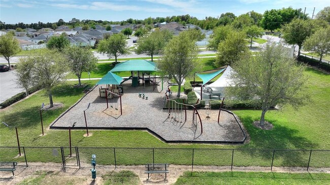 Building Photo - 1501 Woodlark Dr