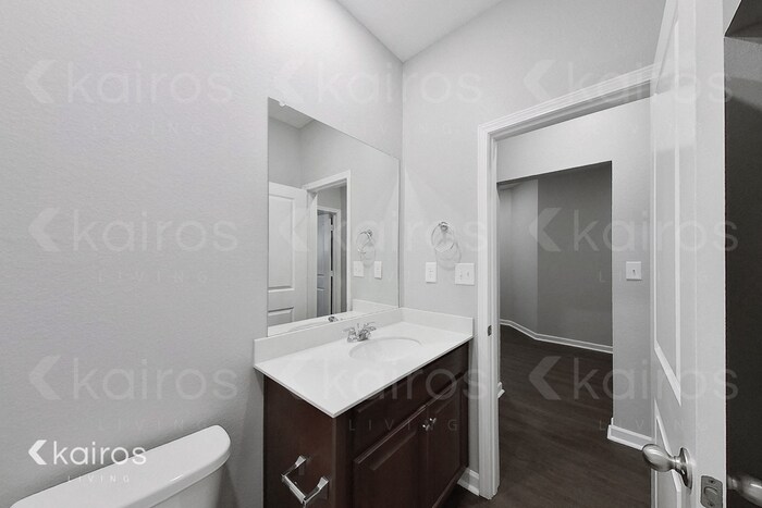 Building Photo - 108 Mayflower Cir