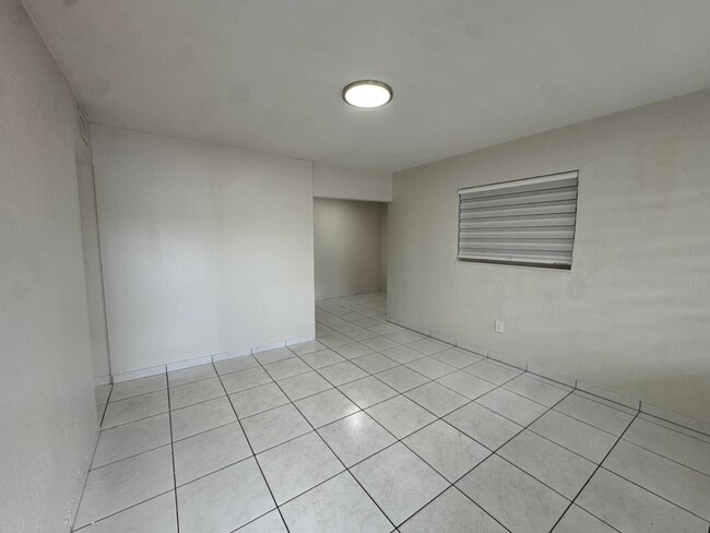 Building Photo - 3540 NW 95th Terrace