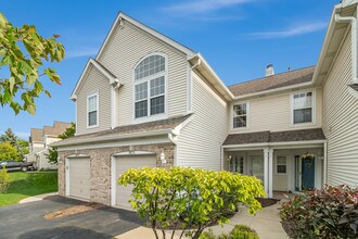 Building Photo - 3071 Autumn Lake Dr