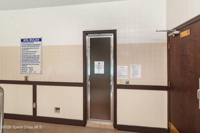 Building Photo - 9012 Brighton Ct