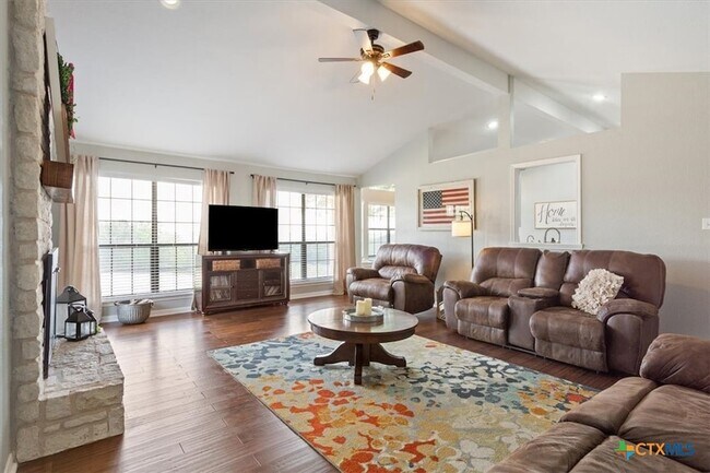 Building Photo - 840 Long Horn Trail