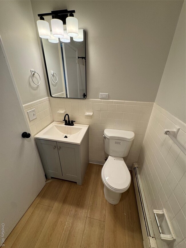 Building Photo - 98 E Market St