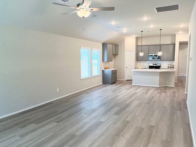 Building Photo - 20830 Wilde Redbud Trl