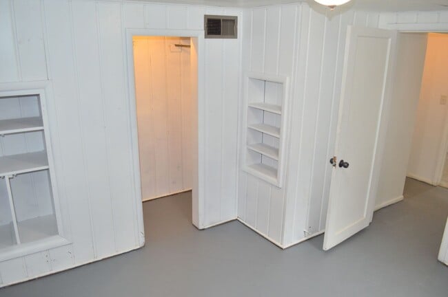 Building Photo - Beautiful Home in Historic Salt Lake District!