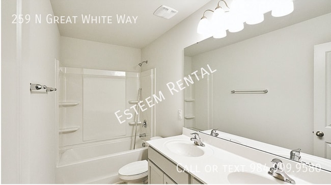 Building Photo - 259 N Great White Way