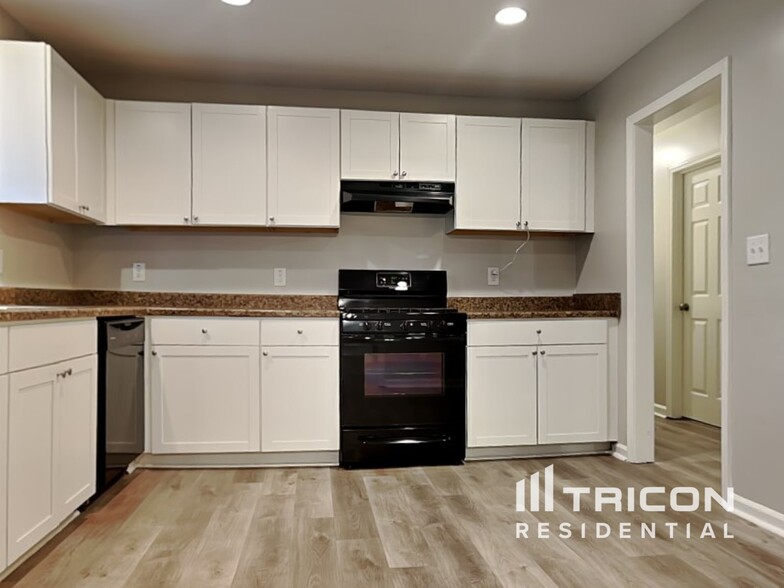 Building Photo - 2969 Major Ct
