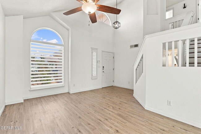 Building Photo - 6728 Dakota Ridge Dr