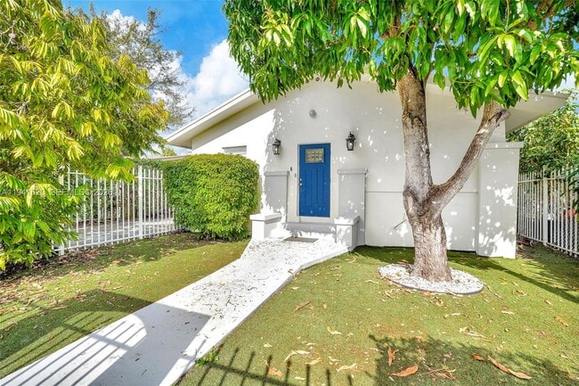 Building Photo - 37 NW 47th St