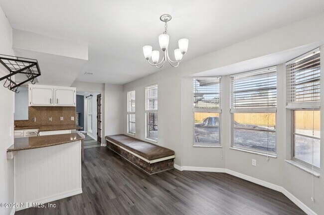 Building Photo - 1854 Lakotna Dr