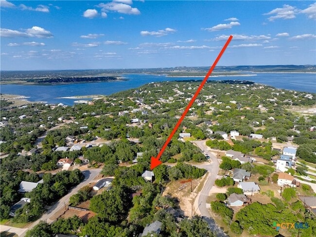 Building Photo - 776 Lookout Dr
