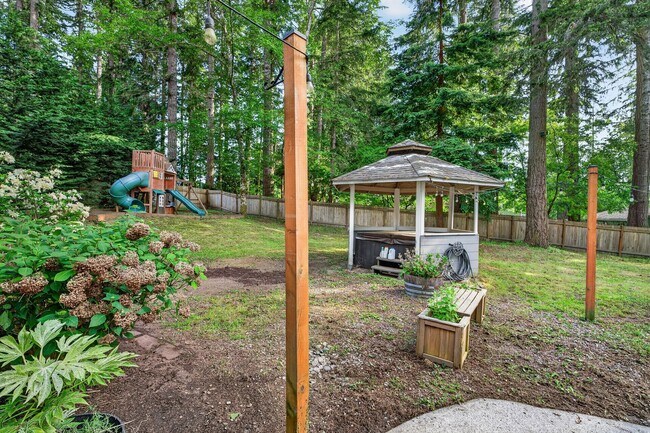 Building Photo - The Ultimate Gig Harbor Retreat!