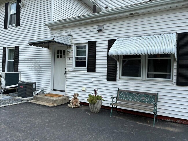 Building Photo - 88 Newman Ave